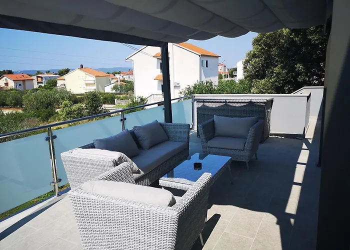 Silent And Close To Sea 1st Floor Apartman *