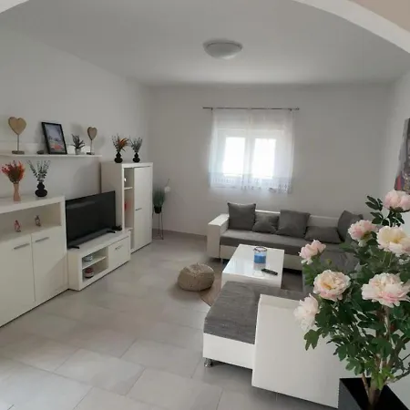 Apartment Silent And Close To Sea 1st Floor