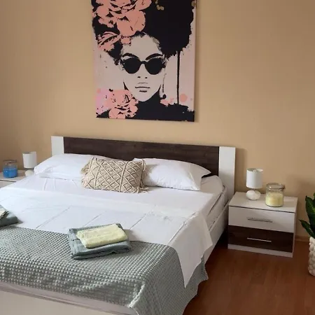 Silent And Close To Sea 1st Floor *