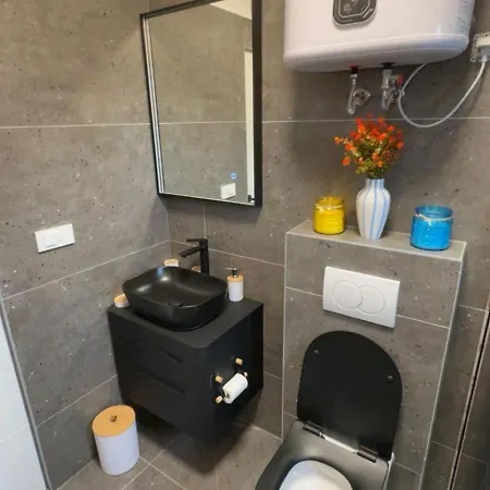 Apartment Silent And Close To Sea 1st Floor Biograd Na Moru