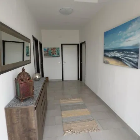 Silent And Close To Sea 1st Floor 아파트 비오그라드나모루