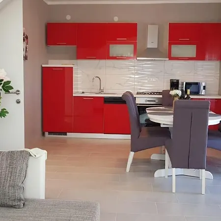 Silent And Close To Sea 1st Floor Biograd Na Moru