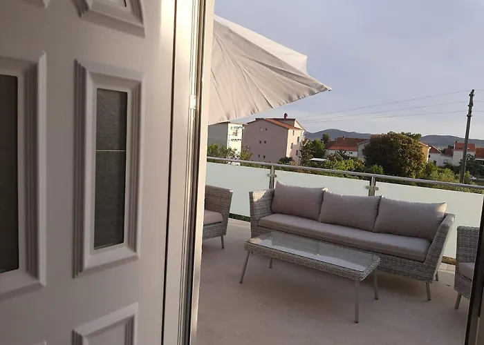 Silent And Close To Sea 1st Floor Apartman Biograd na Moru